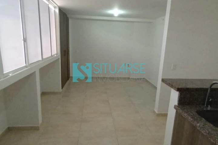 ARRIENDO APARTAESTUDIO EN LA FLORESTA